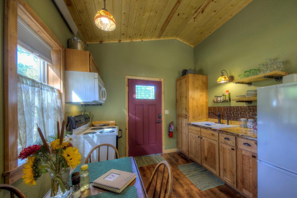 Yak Ridge Cabins And Farmstead By Mount Rushmore Villa Кийстоун Екстериор снимка