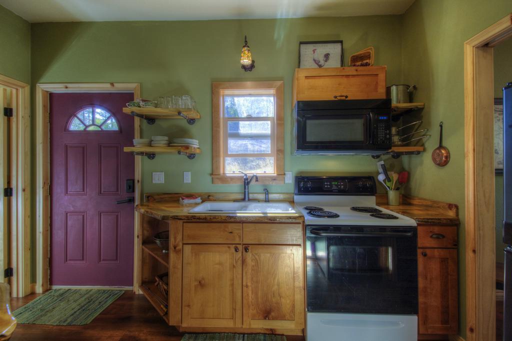 Yak Ridge Cabins And Farmstead By Mount Rushmore Villa Кийстоун Екстериор снимка