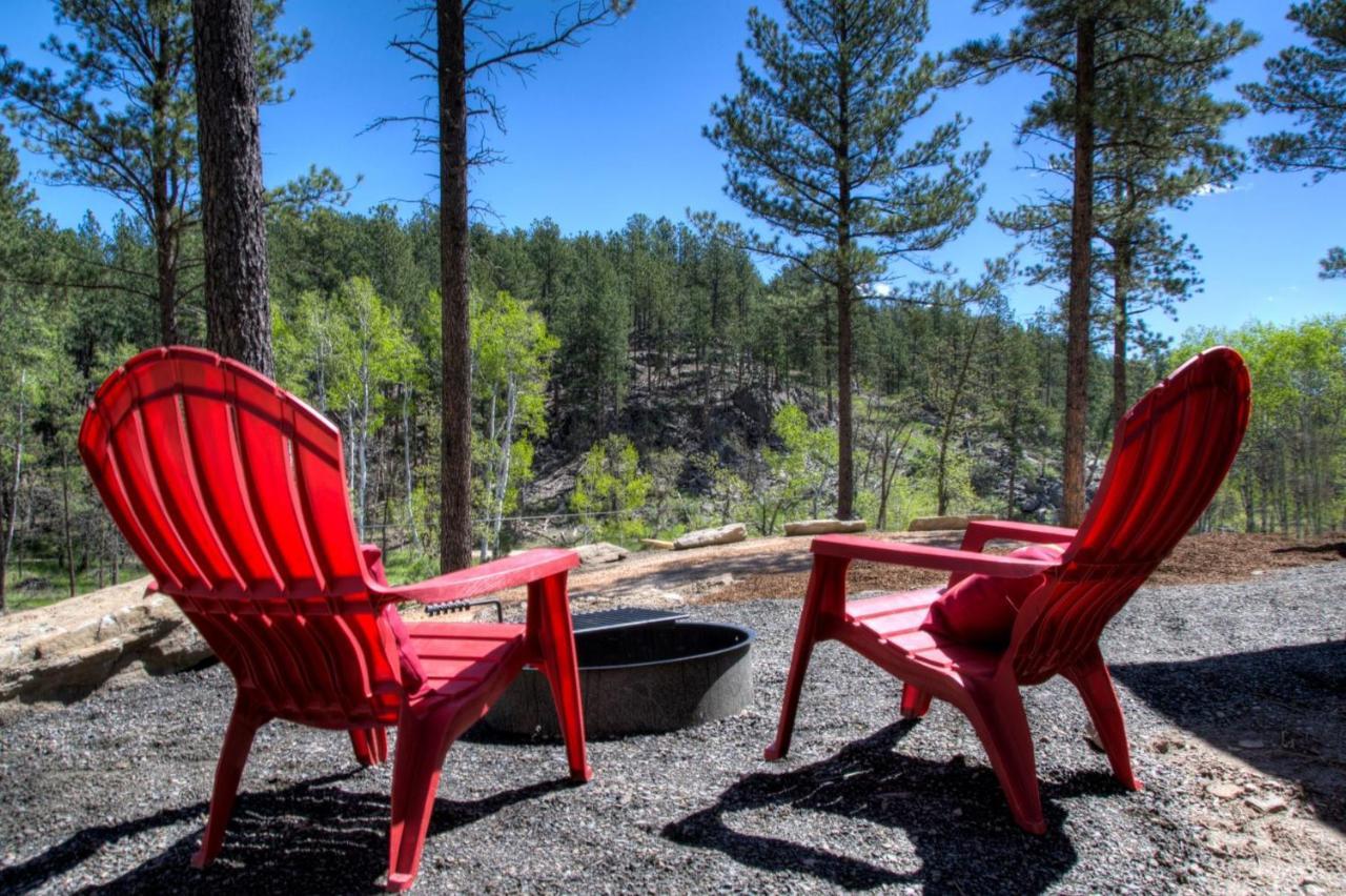 Yak Ridge Cabins And Farmstead By Mount Rushmore Villa Кийстоун Екстериор снимка